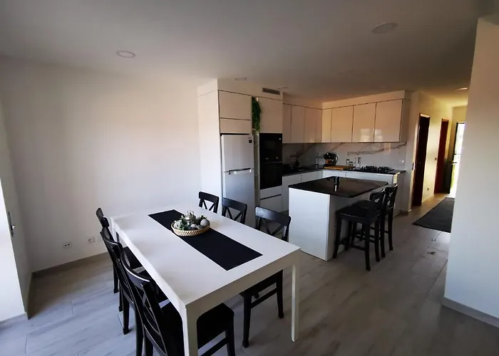 Luxueux - Vue Magnifique, Piscine, Balcon - Parking Appartement *